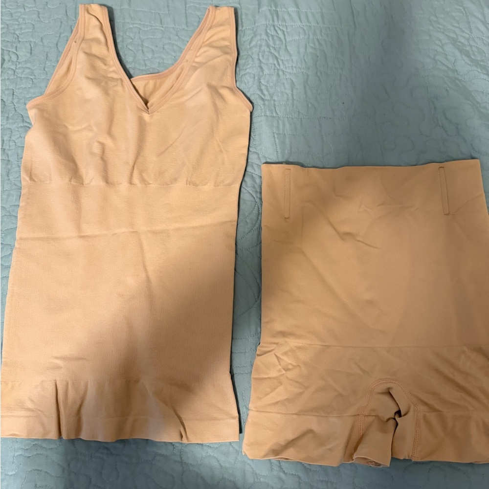 Seamless Nude Shaping Tank and High-Waist Shorts Set